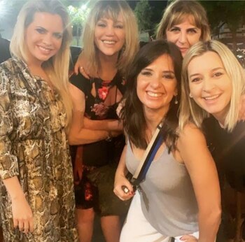 Any junto a las "Benditas"