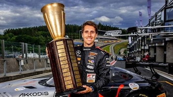 Daniel Juncadella posa con el
