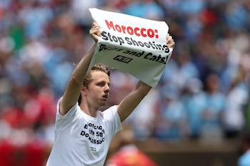 Activistas interrumpieron partidos con el