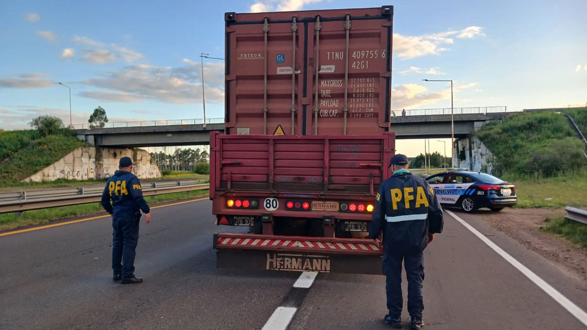 El comercio ilícito representa el 5% del PBI argentino y genera una pérdida fiscal estimada en USD 2.300 millones anuales