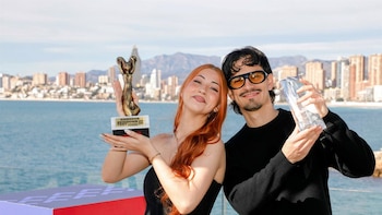 Tony Grox y Lucycalys, 24