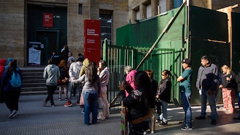 Filas colas UBA odontologia
