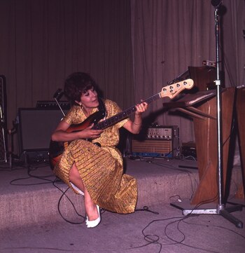 Posado de la actriz Concha