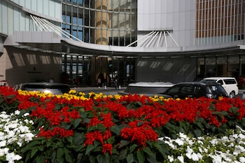 Una de las entradas del