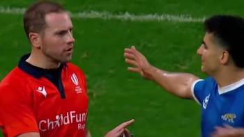 La fuerte sanción que recibió un jugador de Los Pumas por “conducta intimidatoria” con el árbitro: “La forma no fue la correcta”