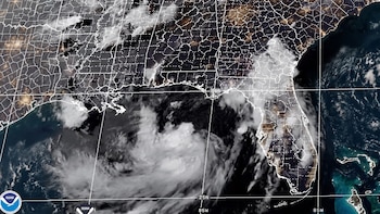 Tormenta tropical Bertha se forma cerca de Quintana Roo, Fausto pasa a huracán categoría 1