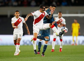 Gianluca Lapadula fue titular en