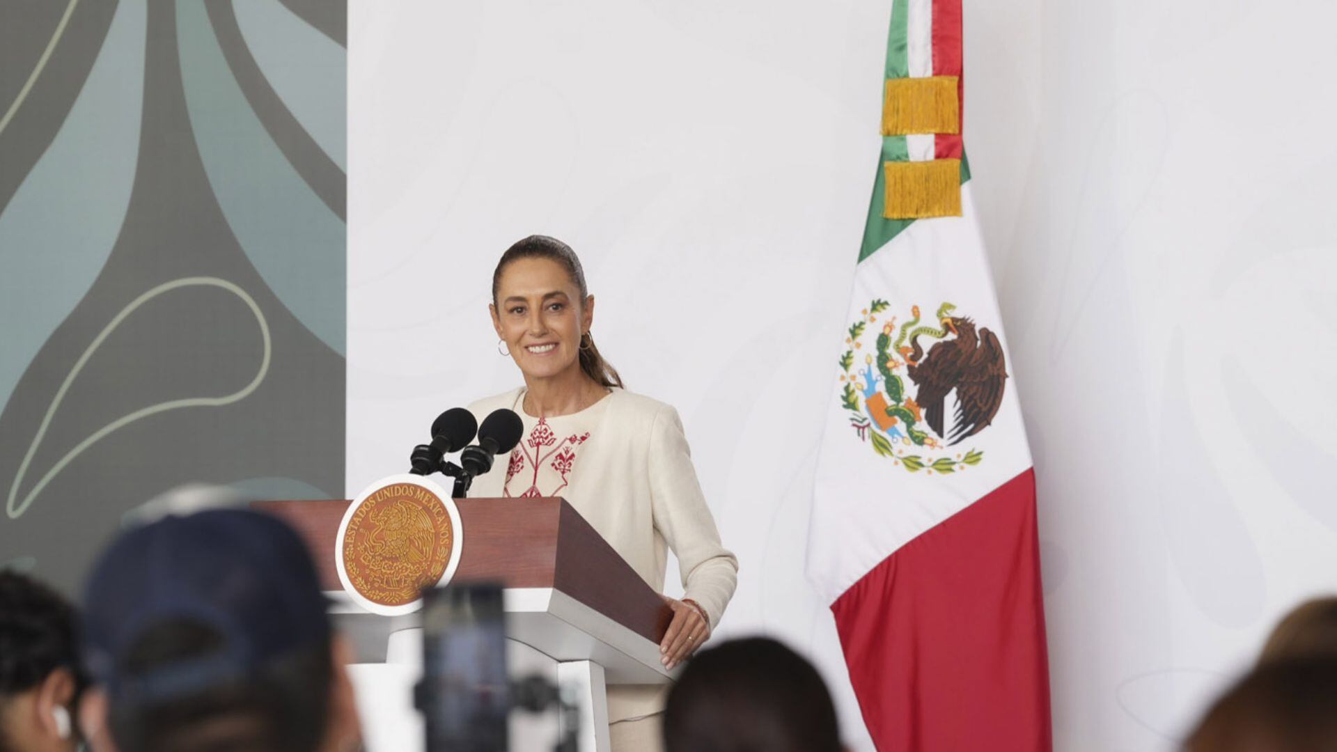 Claudia Sheinbaum reiteró que México mantendrá su postura histórica a favor de la paz ante la escalada en Medio Oriente. Crédito: Presidencia