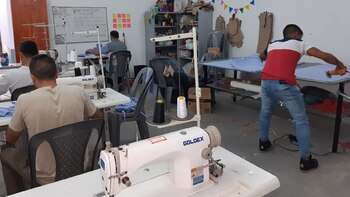 Taller textil (Télam)