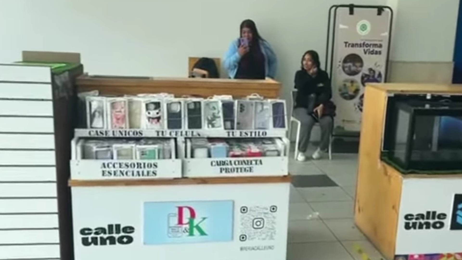 Robo en MegaPlaza: comerciante denunció la sustracción de celulares valorizados en cerca de S/50 mil| Foto: Latina Noticias