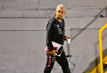 En la imagen, el director