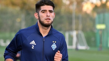 Carlos Zambrano no pudo debutar en Dinamo de Kiev porque fue apartado por problemas con el entrenador. - créditos: Dinamo Kiev