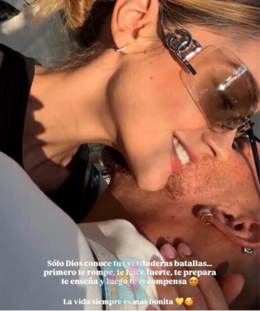 La modelo apareció junto al futbolista Gustavo Cuellar, compartiendo un afectuoso mensaje - crédito @valentiiinagonzalez/Instagram