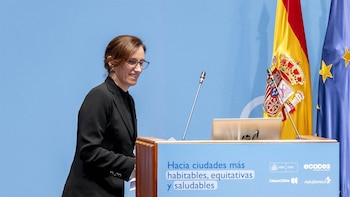 Mónica García culpa a Feijóo