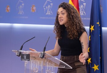 22/09/2026 La portavoz adjunta de Sumar en el Congreso y miembro de Comuns, Aina Vidal, durante una rueda de prensa, en el Congreso de los Diputados, a 22 de septiembre de 2026, en Madrid (España).
POLITICA
Eduardo Parra - Europa Press
