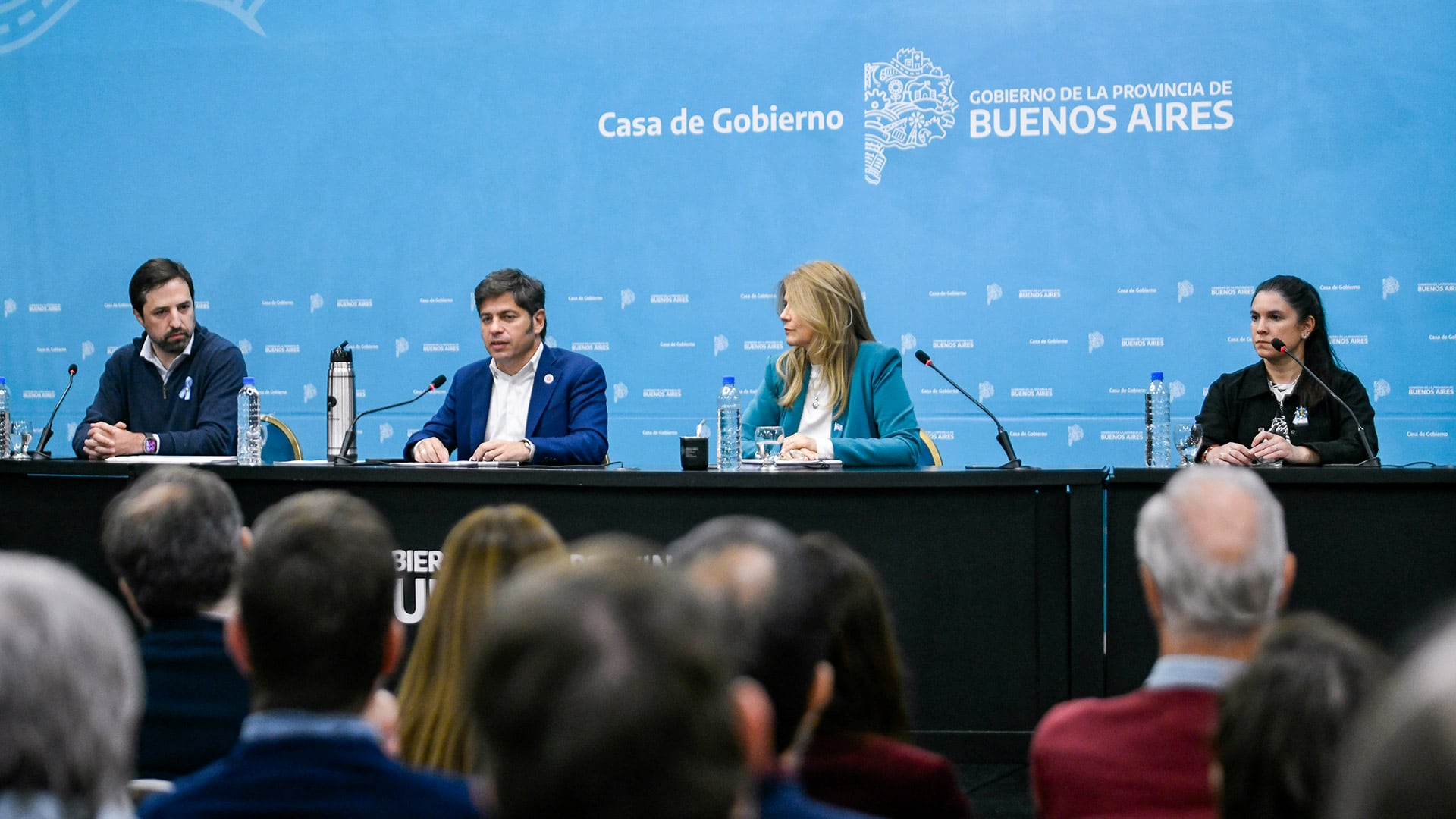 Kicillof, Magario, el ministro Nicolás Kreplak y la viceministra Alexia Navarro