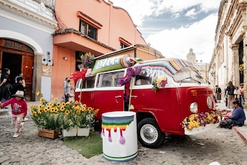 La organización del Festival de las Flores mantendrá el programa de compostaje y reciclaje orgánico para procesar el material vegetal usado en Antigua Guatemala.