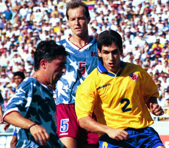 Andrés Escobar quedó marcado por el gol en contra ante Estados Unidos y su asesinato, días después de concretarse la eliminación de Colombia del Mundial de 1994 - crédito Colprensa