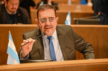 Ricardo Moreno debió dejar su banca en el Concejo Deliberante de Córdoba por haber representado legalmente a Claudio Barrelier