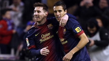 Fue campeón con Messi en el Barcelona, jugó 16 temporadas en la élite y anunció su retiro: el “regalo” de la Pulga que jamás olvidó