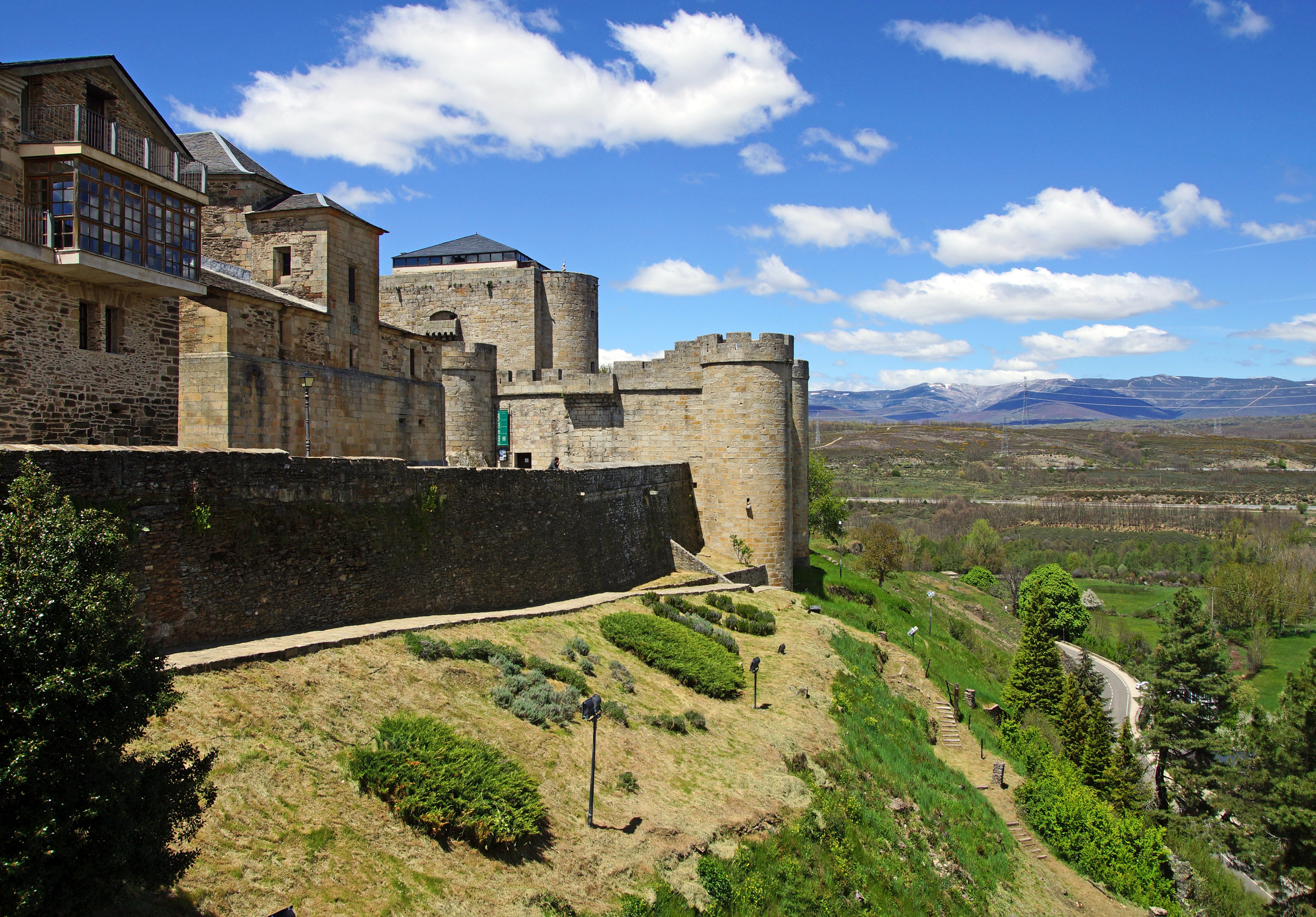 Parador de Benavente, en Zamora (Adobe Stock).