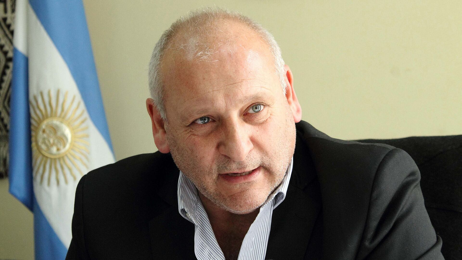 Fabián Zgaib argumentó que la iniciativa es para cubrir necesidades de especialidades médicas