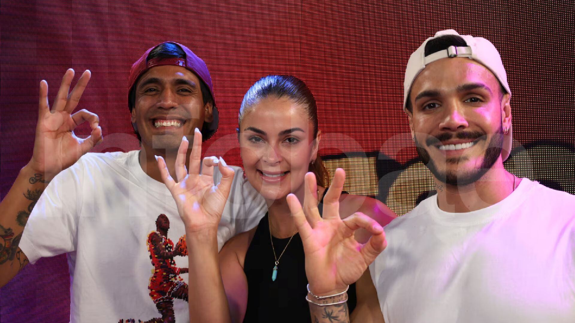 Con mucho humor, Laura Spoya se refirió a los rumores que la relacionan sentimentalmente con Mario Irivarren, asegurando que su vínculo es tan solo de hermandad y que ya está acostumbrada a este tipo de especulaciones (Infobae)