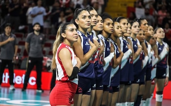 El equipo peruano que disputó la Copa Sudamericana de Vóley 2026.