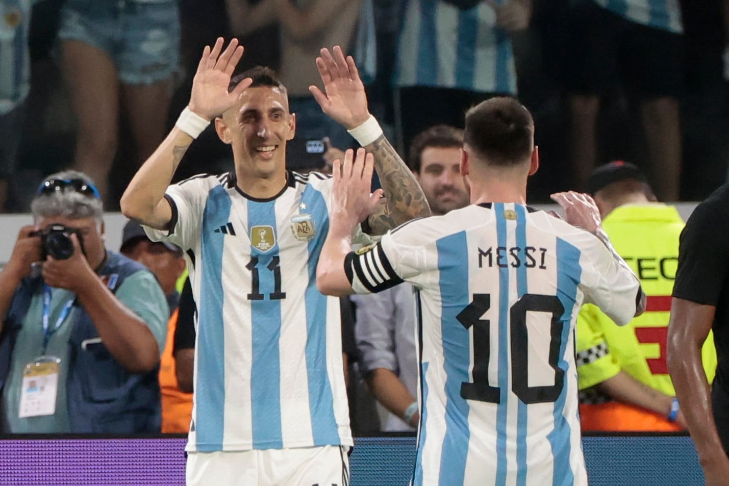 El capitán del Canalla aseguró que asistirá a la última presentación de Lionel Messi con la selección de Argentina (EFE/ Juan Ignacio Roncoroni)