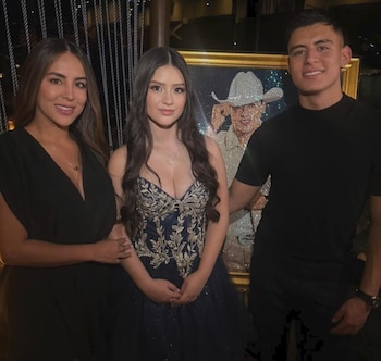 El evento fue privado y estuvo acompañado por los familiares más cercanos de la joven - crédito Lina Jiménez / Instagram