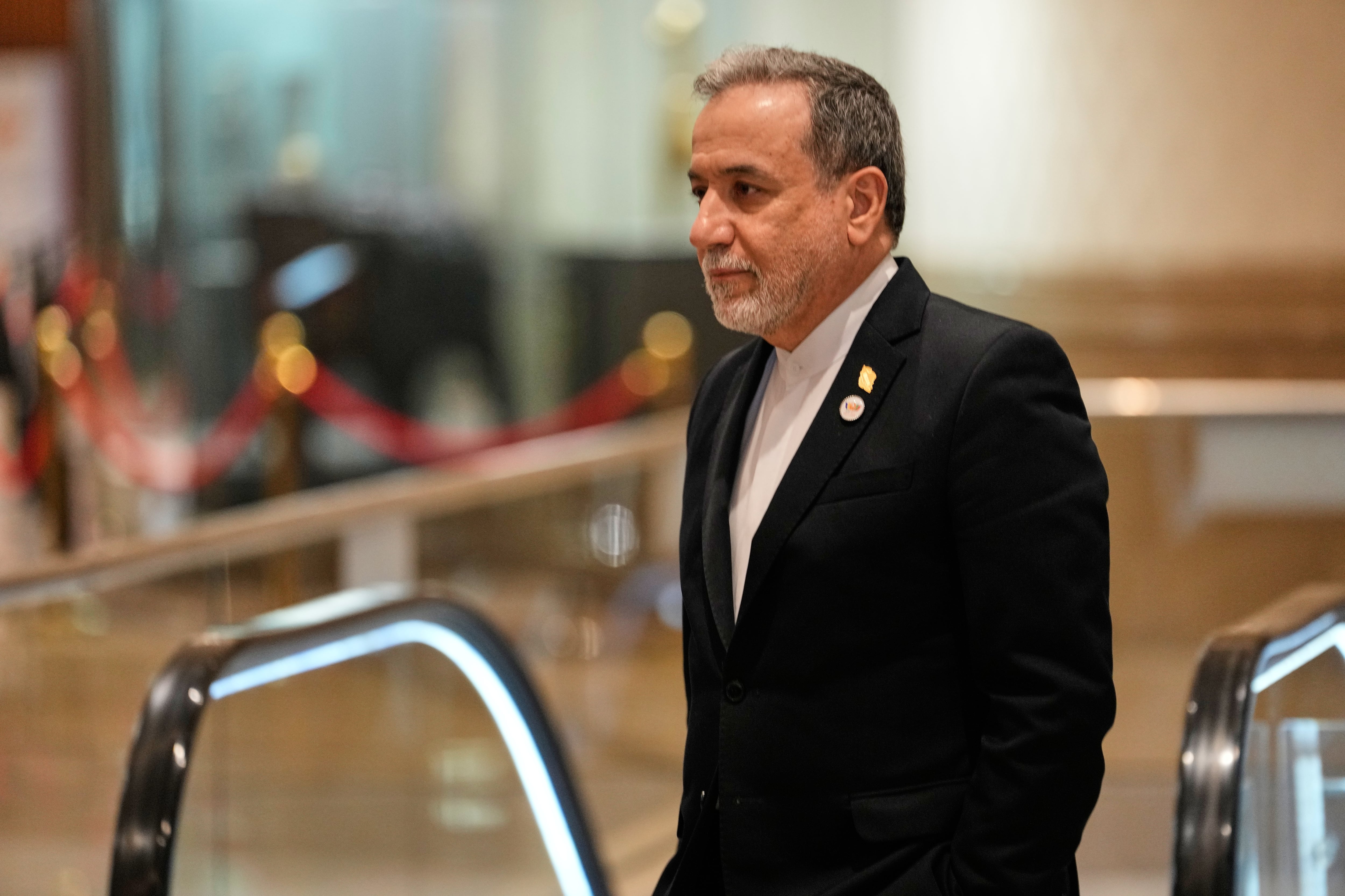 La solicitud fue realizada por el ministro de Exteriores iraní, Abbas Araghchi, durante una conversación telefónica con el viceprimer ministro y canciller paquistaní, Ishaq Dar (AP/Archivo)