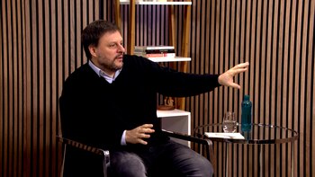 Santoro propuso un enfoque político