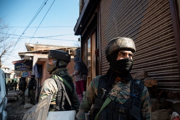 Tropas paramilitares de India (Foto: