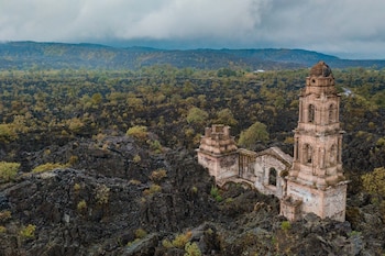 San Juan Parangaricutiro, Michoacán. Pueblo