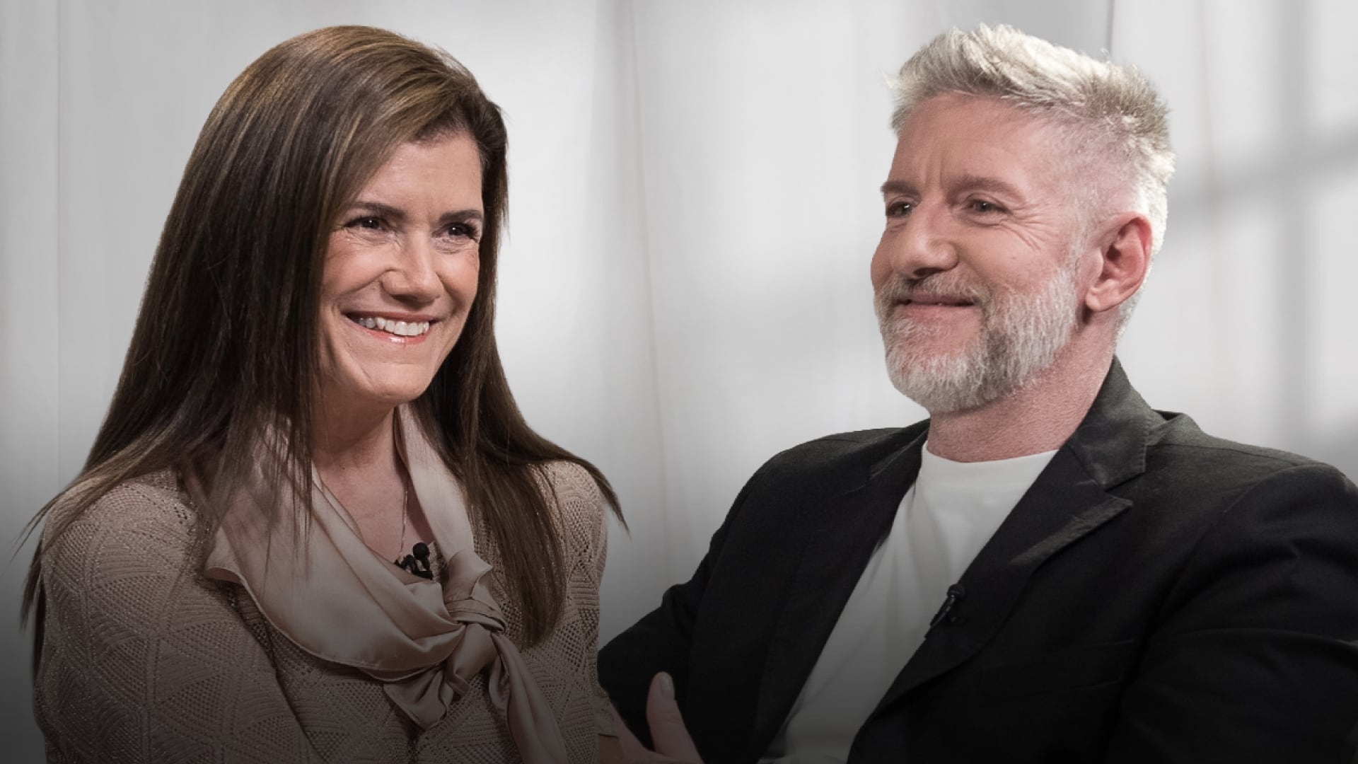 Llegó el episodio cuatro de Nada es tan simple, con Pilar Sordo y Luis Novaresio