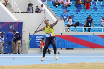 Flor Denis Ruiz ganó la medalla de oro e impuso nuevo récord en los Juegos Centroamericanos y del Caribe - crédito Comité Olímpico Colombiano