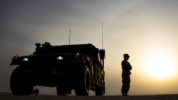 La Guardia Revolucionaria reivindica un ataque contra un depósito de municiones y una base militar en Kuwait