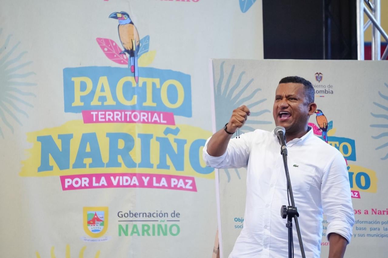 Luis Alfonso Escobar, gobernador de Nariño, durante una intervención pública en la que rechazó señalamientos en su contra basados en una carta anónima - crédito Gobernación de Nariño