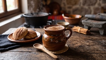 Receta de champurrado reducido en azúcar: cómo preparar esta bebida para disfrutar en nublados