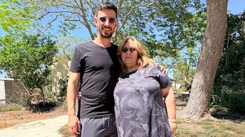 Ariel Cunio vuelve a Nir Oz: buscando el sentido de justicia en las ruinas del kibutz