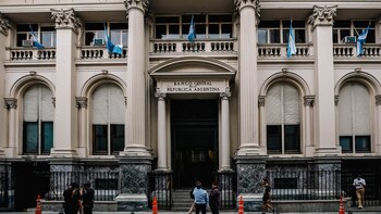 La deuda de Argentina subió