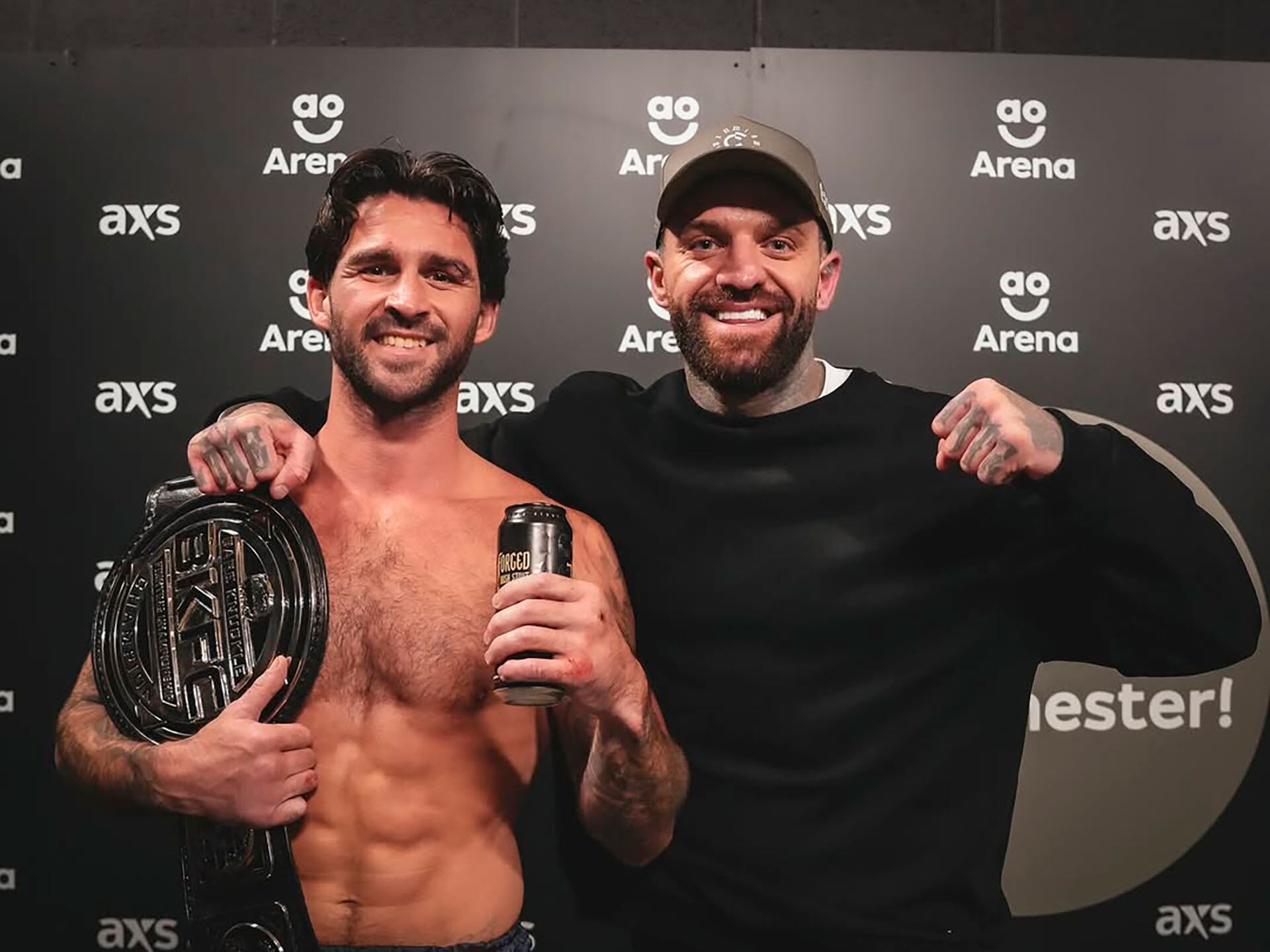 Graham se quedó con el título de peso ligero británico