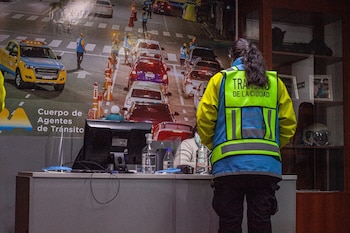 El cuerpo de agentes de