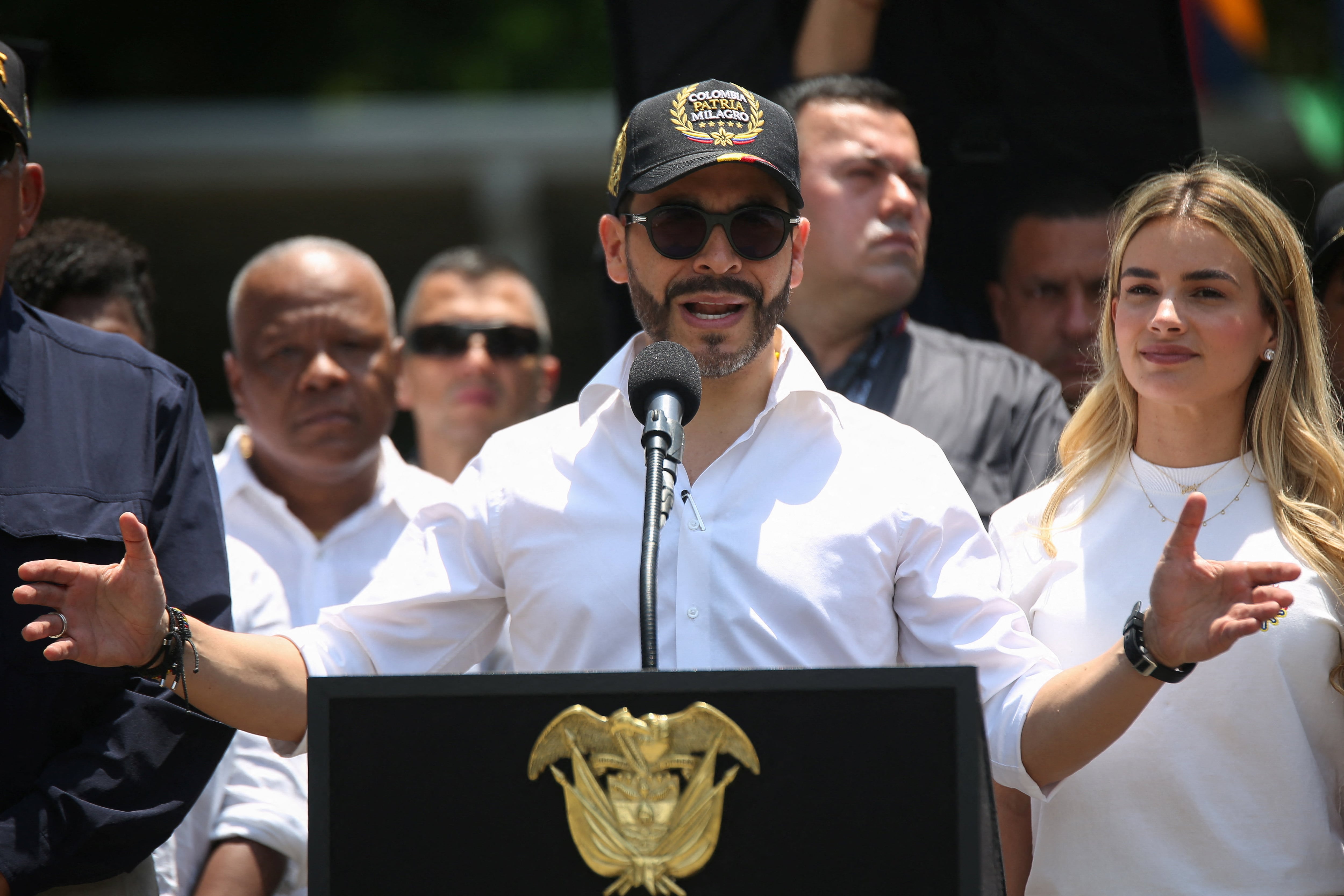 La nueva hoja de ruta del Gobierno limitaría las entrevistas oficiales y centralizaría los anuncios en la Presidencia durante el mandato de De la Espriella - crédito Juan David Duque/Reuters