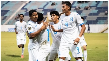 Las selecciones de Honduras, Cuba