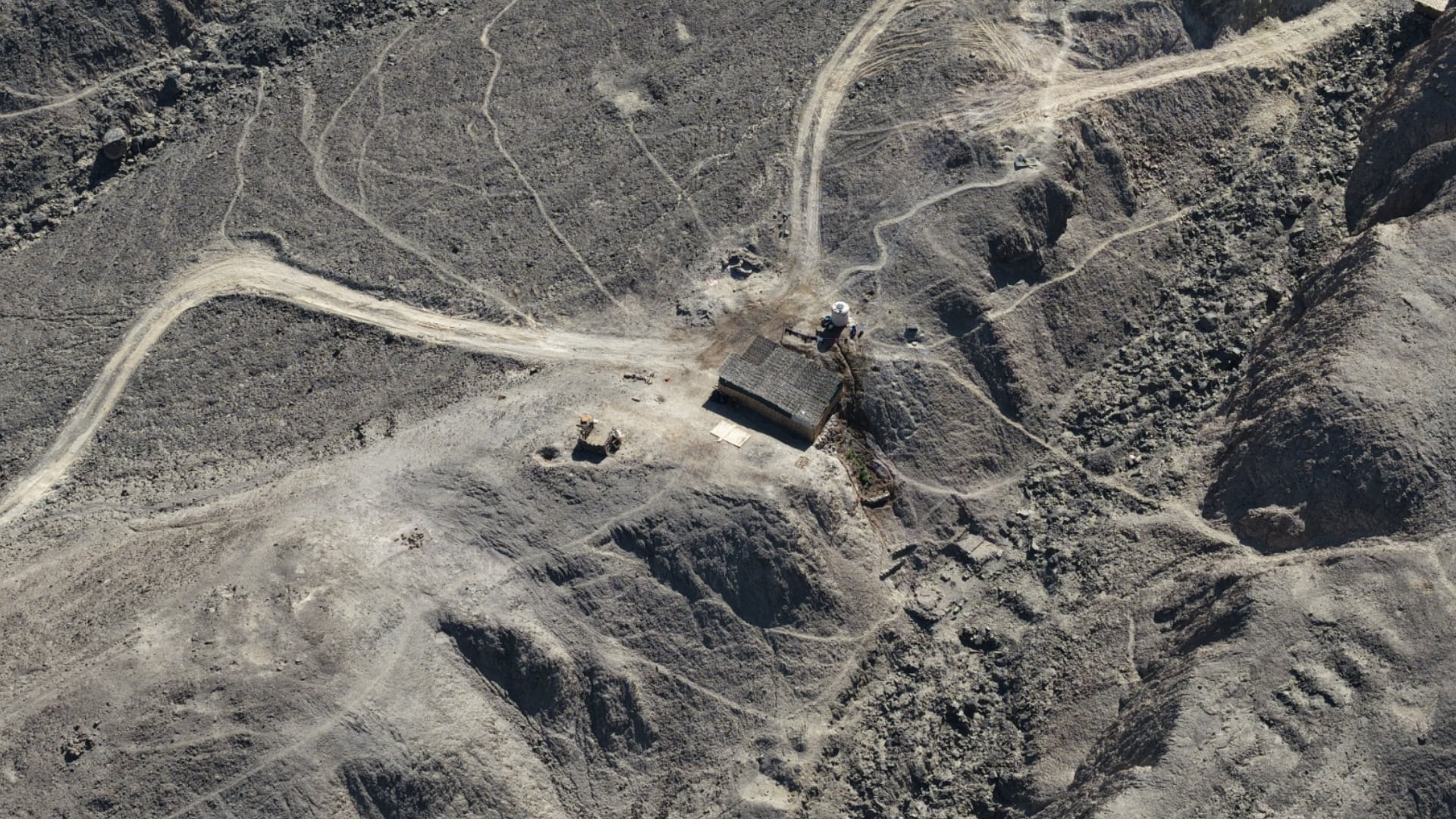 Una vista aérea registra la zona del Paisaje Arqueológico de Mollaque en Palpa donde el Ministerio de Cultura realizó una inspección ante actividades ilegales. (Foto: Ministerio de Cultura)