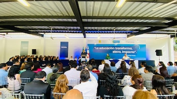 La labor de docentes y