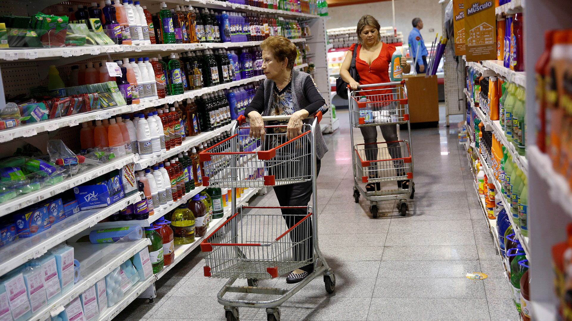 Cayó la expectativa de inflación para los próximos 12 meses (Reuters)