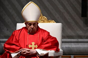El Papa Francisco preside el