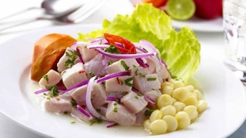 La jornada comenzará a las 10 a. m. y busca reunir a vecinos y visitantes alrededor de una preparación central de la gastronomía peruana - Créditos: Andina.